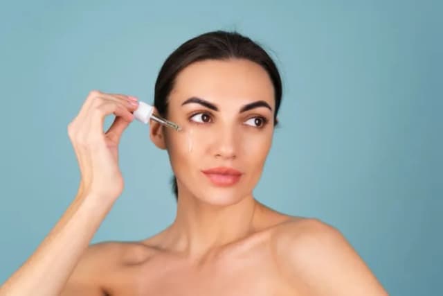 Jak stosować serum Arkada TC16, aby uzyskać najlepsze efekty Jak stosować serum Arkada TC16, aby uzyskać najlepsze efekty